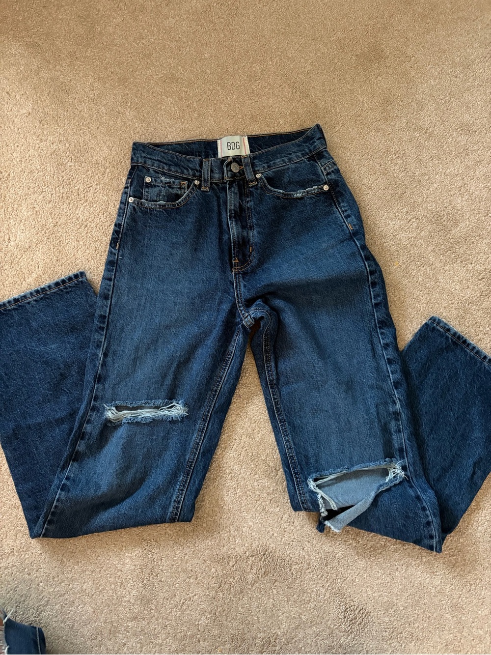 BDG Urban Outfitters High-Waisted '90s-Inspired Straight-Leg Cowboy Jeans 25